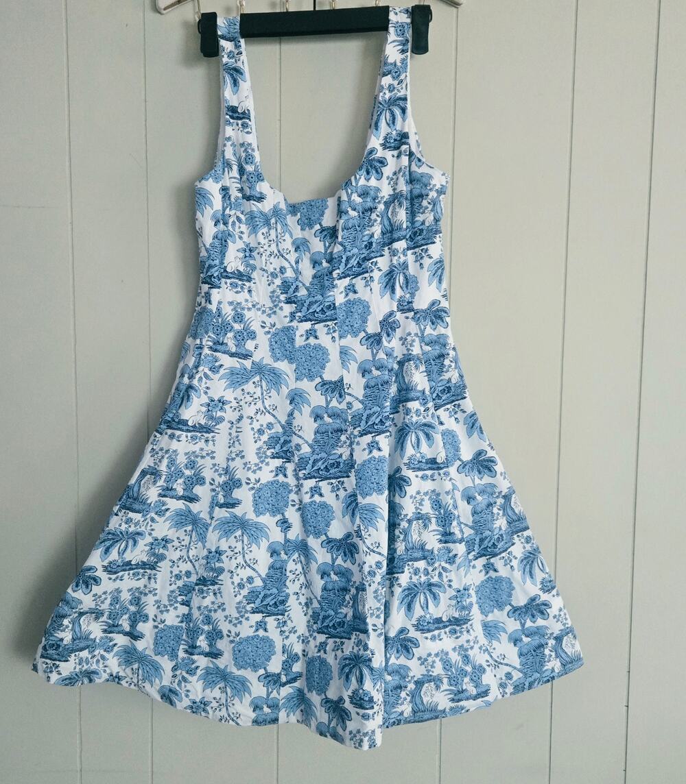 Cynthia Rowley Women's Blue and White Dress Size 8 Tropical Print